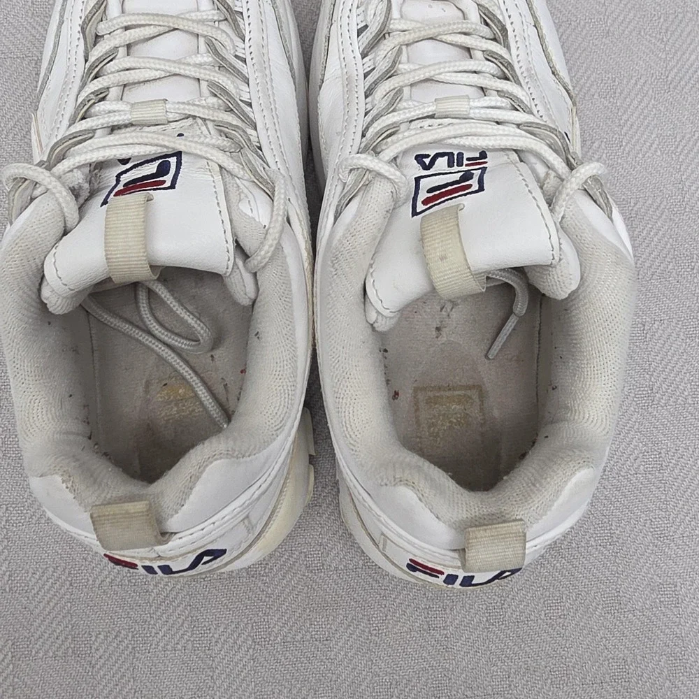 FILA Disruptor II White Women's Size 7 Chunky Platform Sneaker 5FM00002-125